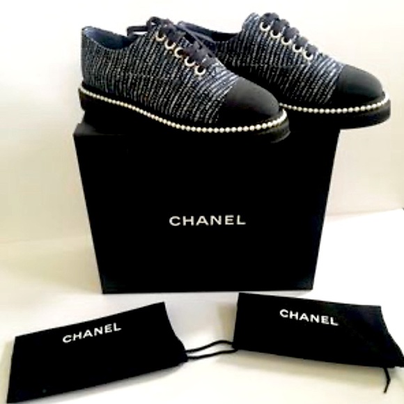 CHANEL Denim Tweed Grosgrain Camellia Pearl Lace Up Sneakers Size 40 - Picture 9 of 12